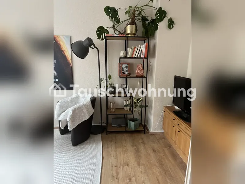 Tauschwohnung: Helle Drei-Zimmer-Wohnung mit Balkon (WBS) — photo 1